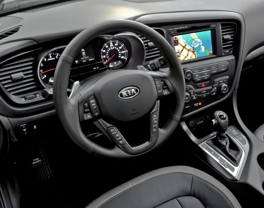  Kia Optima 2012 года  (фото 8 из 40)